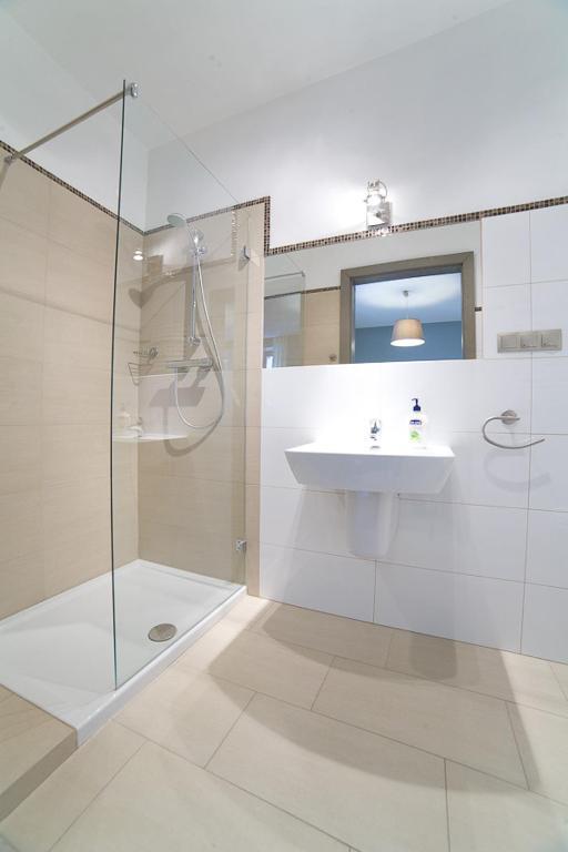 Apartament Avalis *